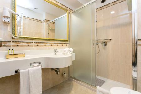 Mirage Sure Hotel Collection by Best Western - 66