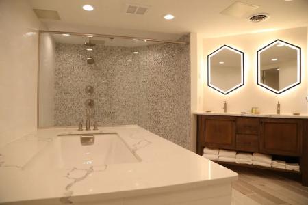 DoubleTree by Hilton Ocean City Oceanfront - 212