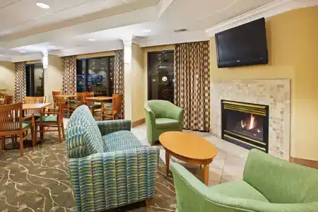 Holiday Inn Express & Suites, An Ihg - 1