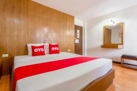 Vaccinated Staff -Oyo 1096 Winner Inn - 30