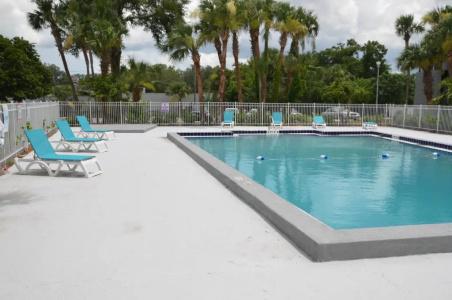 Altamonte Springs and Suites - 9