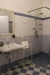 City Garden Guest House - 5