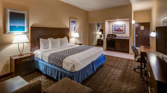 Best Western Plaza - 37