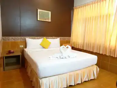 Suriwong Chumphon - 14