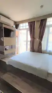 1929 - SG Clean, Staycation Approved - 58