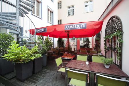Xii Apostel Albergo - 12