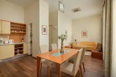 Mamaison Residence Izabella Budapest - 72