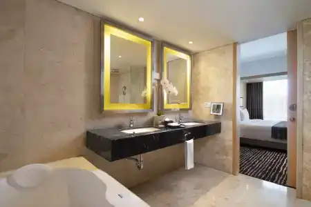 H Sovereign Bali - 7