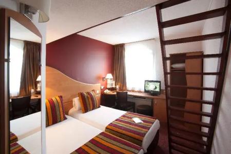 Sure by Best Western Bordeaux Lac - 37