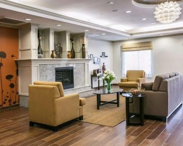 Restwell Inn & Suites I-45 North - 41