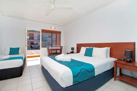 Cairns City Palms - 46