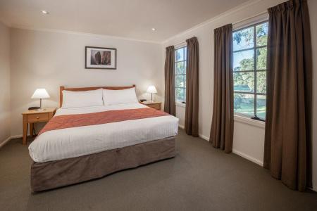 Country Club Tasmania - 1