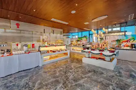 Grand Sunrise Boutique - 9