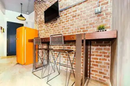 Rent V38 - 38