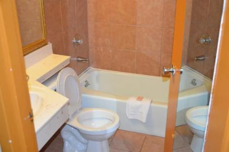 Real Value Inn - 8