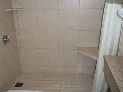 EverSpring Inn & Suites - 8