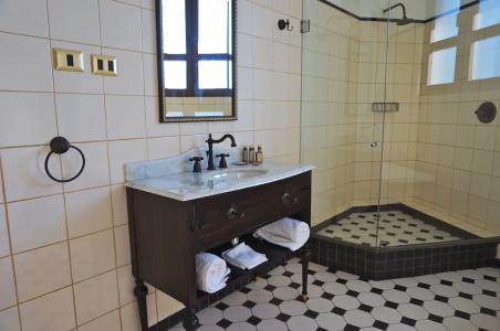 Boutique Castillo Rojo - 215