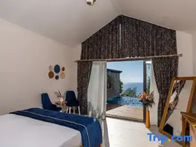 Vista Del Amor Faralya - 260