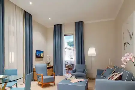 Grand Excelsior Vittoria - 140