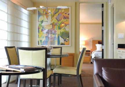 The Colonnade - 8
