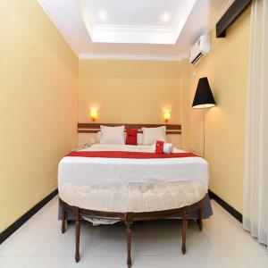 RedDoorz Plus near Mall Bali Galeria 2 - 12