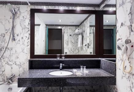 Catalonia Giralda - 39