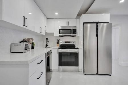 The Alexander All Suites - 424