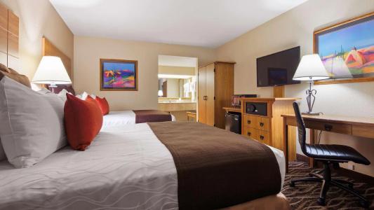 Best Western Plus Saddleback Inn and Conference Center - 44
