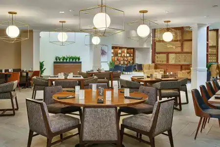 Sheraton Portland Airport - 20