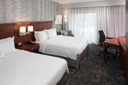 Courtyard by Marriott Miami at Dolphin Mall - 3