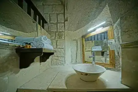 Castle Cave - 150