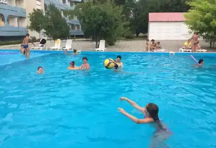 Семейный курорт - 23