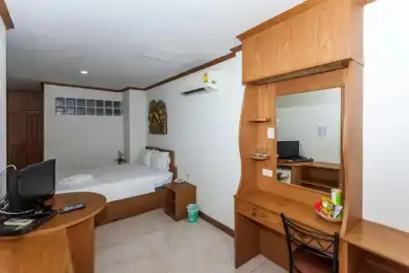 Andaman Sea Guesthouse Patong - 50