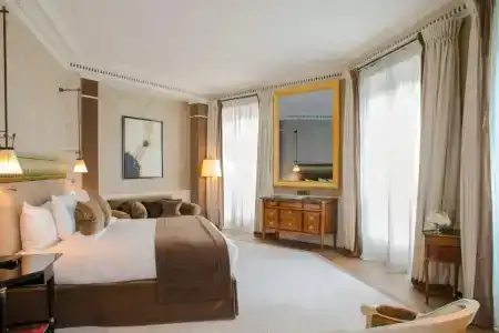 La Réserve Paris & Spa - 128