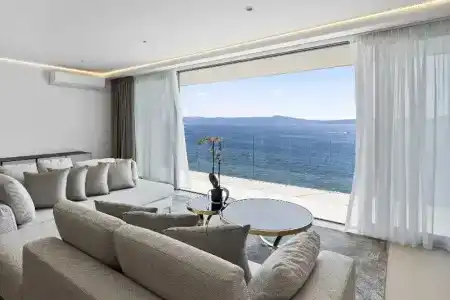 Luxury Amabilis - 129