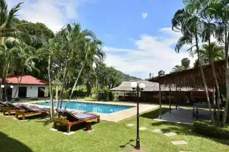 Nr Nanai Patong - 108
