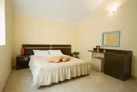 Contessa - 38