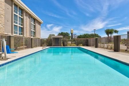 La Quinta By Wyndham Dallas i-35 Walnut Hill Ln - 14