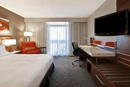 Hilton/Meadowvale - 41