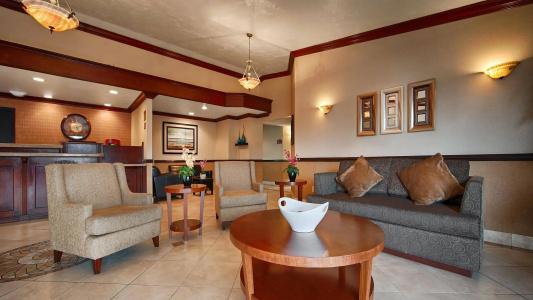 Best Western Plus Las Vegas West - 17