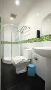 Resort v - Mrt Huai Khwang - 9
