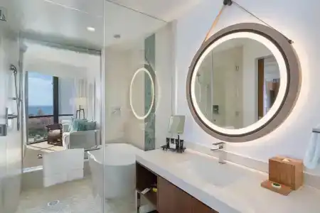 Hyatt Centric Waikiki Beach - 81