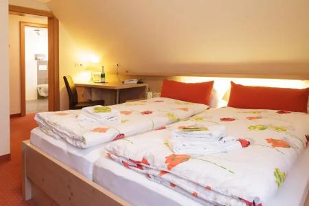 Landgasthof Gilsbach - 1