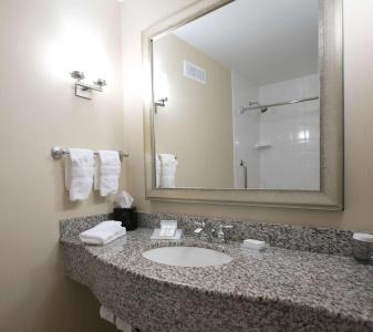 Hilton Garden Inn - 7