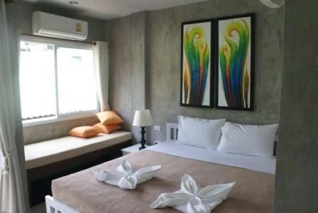 Ban's Avenue Guesthouse - 14