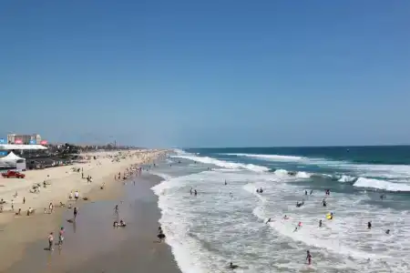 Best Western Surf City - 16