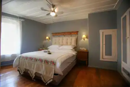 Podemos Otel - 1
