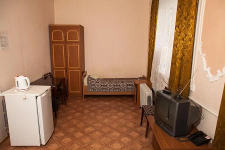 Нефтяник - 20