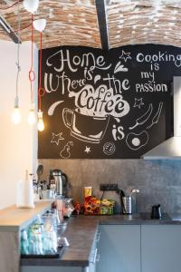 Good People Design Hostel - 20