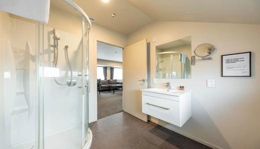 315 Riccarton - 108